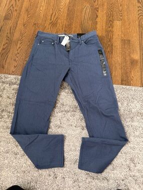 Banana Republic Travel Jeans — Navy Stretch Comfort